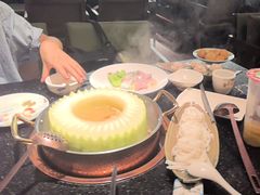 -得意咚瓜·顺德鱼生·冬瓜火锅(深圳首店)