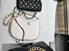 -CHANEL(恒隆广场店)