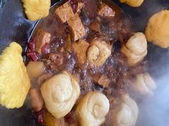 小笨鸡蘑菇锅-炮爷东北铁锅炖(棠安路店)