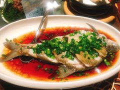 葱油鳊鱼-羡餐厅·杭帮菜·淳菜(千岛湖自由洲际殿店)