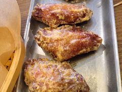 蛋黄焗鸡翅-春家·非遗手工小吃(徐汇万科广场店)