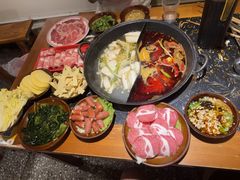 -重庆故事姊妹老火锅(财经学院店)