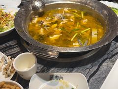 -老船舫·现做活鲜鱼馆(东郊记忆店)
