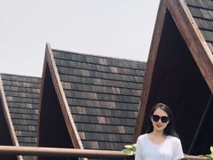 -勐巴拉云顶餐厅