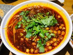 自热酸辣粉-付小姐在成都(川沙店)