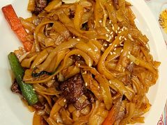 黑豉油皇炒牛河-九龙冰室(动漫星城店)