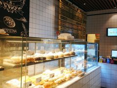 面包甜点陈列柜-野上麦田(中贸广场店)
