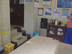 -优伢仕口腔(汽车西站店)