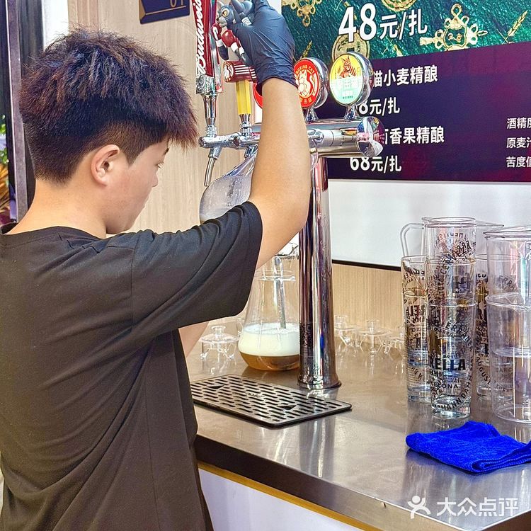 🔥 济南夜宵党尖叫！宝林烧烤来高新万达了