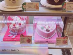 -巴黎贝甜(大宁国际商业广场店)