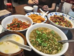 -八碗湘长沙市井菜(坡子街店)