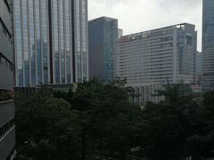 -优衣库(深圳万象天地旗舰店)