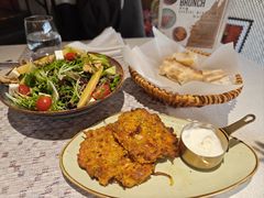 西葫芦煎饼配酸奶-Pasha帕夏土耳其餐厅(南昌路店)