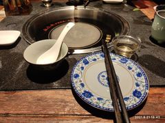 -大匠工房古船木艺术餐厅·猪肚鸡专门店(长白仙岛店)