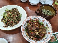 -湖南人家湘菜馆(镇江路店)