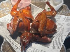 -蝴蝶里·粤菜·点心(滨江龙湖店)