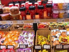 零售区-来伊份(前进西路万象汇店)