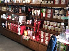 零售区-星巴克臻选(成都宽窄巷子店)