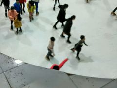 -正佳冰河湾真冰滑冰场