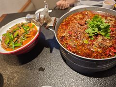 -万重锦·人文川菜馆(骡马市店)