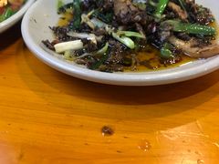 -饭饱香土碗菜(新科店)