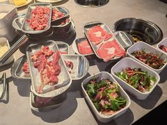 -张哞哞·鲜切牛肉自助火锅(高德置地店)