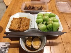 -狮头牌卤味研究所·卤味饭(花城汇南区店)