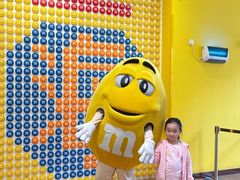 -m豆巧克力世界(上海世茂广场店)