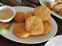 -Green Tree Rest. & Pub