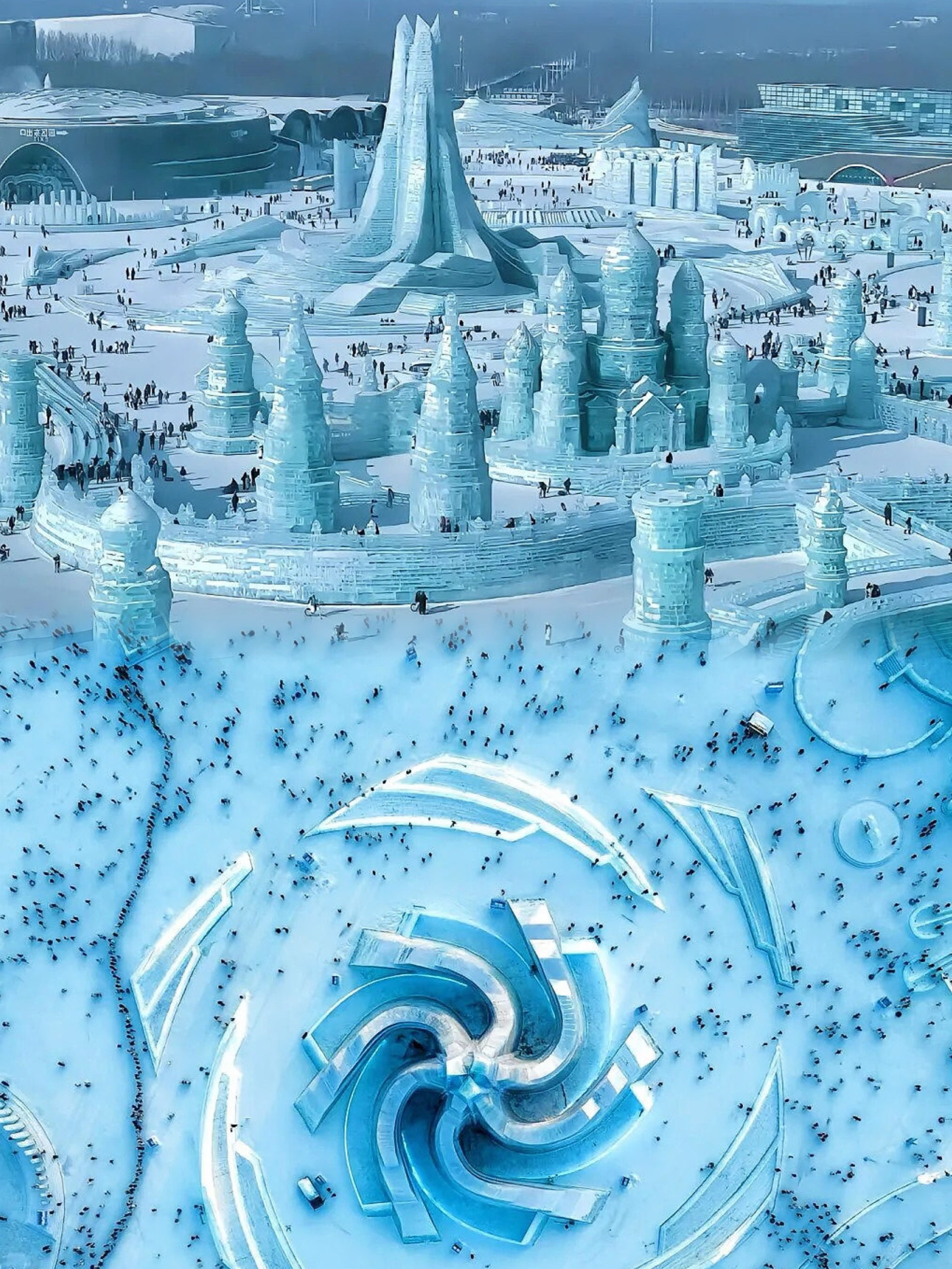 赴一场冰雪之约!哈尔滨冰雕展攻略请查收