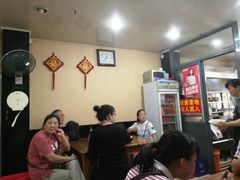 大堂-潘国仙耳光馄饨(黄家阙路店)