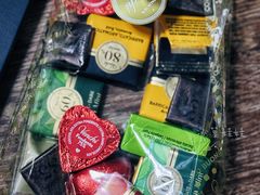 -VENCHI 闻绮(北京国贸商城店)