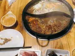-香逸山自助火锅
