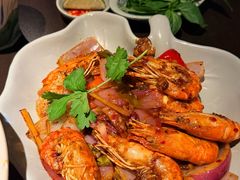 -大头虾越式风味餐厅(光明广场店)