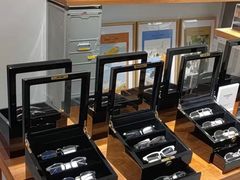 -目艮眼镜SHOWROOM(品牌集合店)