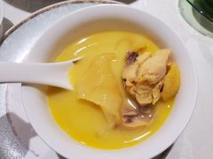 花胶鸡锅底-上房火鍋(新天地店)