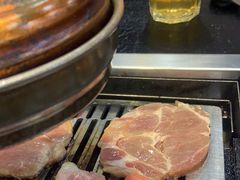 -臻牛烤肉