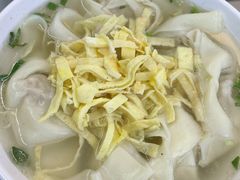 三鲜馄饨-毛华美食(清扬路店)