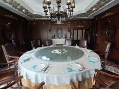 -世博源公馆·本帮融合菜·主题包厢·江景餐厅