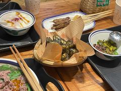 -云阿蛮云南生烫牛肉米线(奉贤路店)