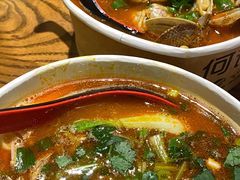 -何记花甲(海岸城旗舰店)