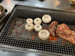 口蘑-马路牙子烧烤音乐酒馆(望京店)