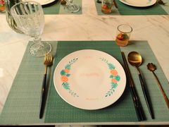 餐具摆设-蜜桃花开·中西融合菜E&W(南长街店)