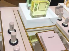 -Chanel(德基广场店)