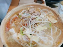 建水砂锅米线-三根葱云南小吃(砂之船店)