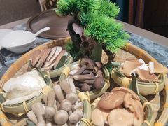 -慢丽江·云南野生菌土鸡锅(西山店)