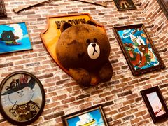 -LINE FRIENDS Garosu-gil Flagship Store