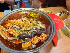 -三顾烤庐·烤鱼·烧烤·龙虾(奉贤店)
