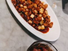 -渝信川菜 · 川味家常菜(财富购物中心店)