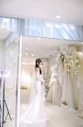 -台湾蔡美月婚纱租赁